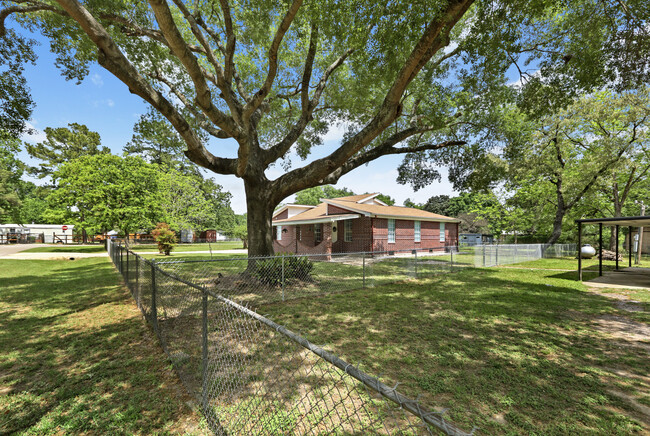 Building Photo - 30742 High Meadow Drive