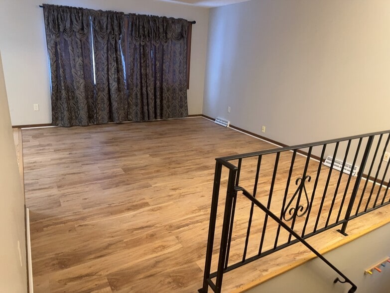 Building Photo - 11898 Tulip St NW