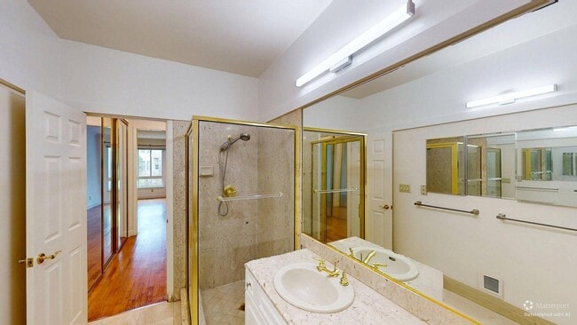 Building Photo - 161 4th Ave