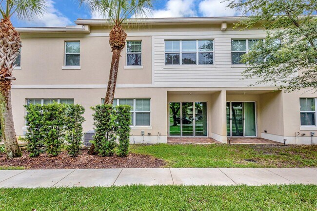 Building Photo - 91 Palm Ln