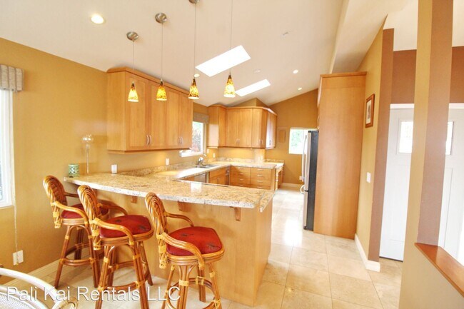 Building Photo - 3 br, 2 bath House - 911 Kupulau Drive