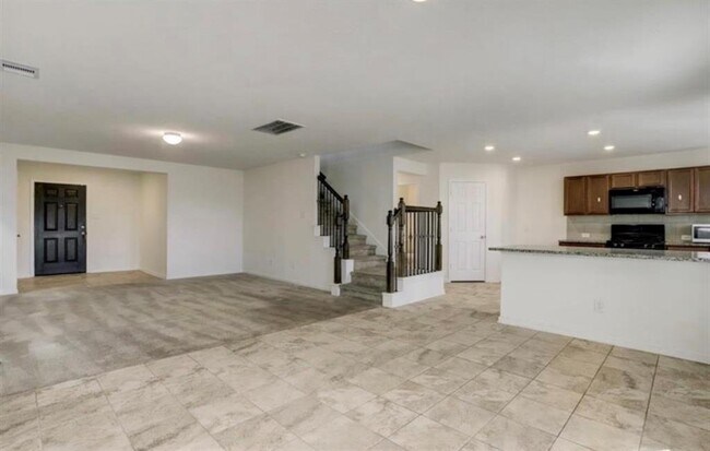 Building Photo - 13111 Mills Grove Dr
