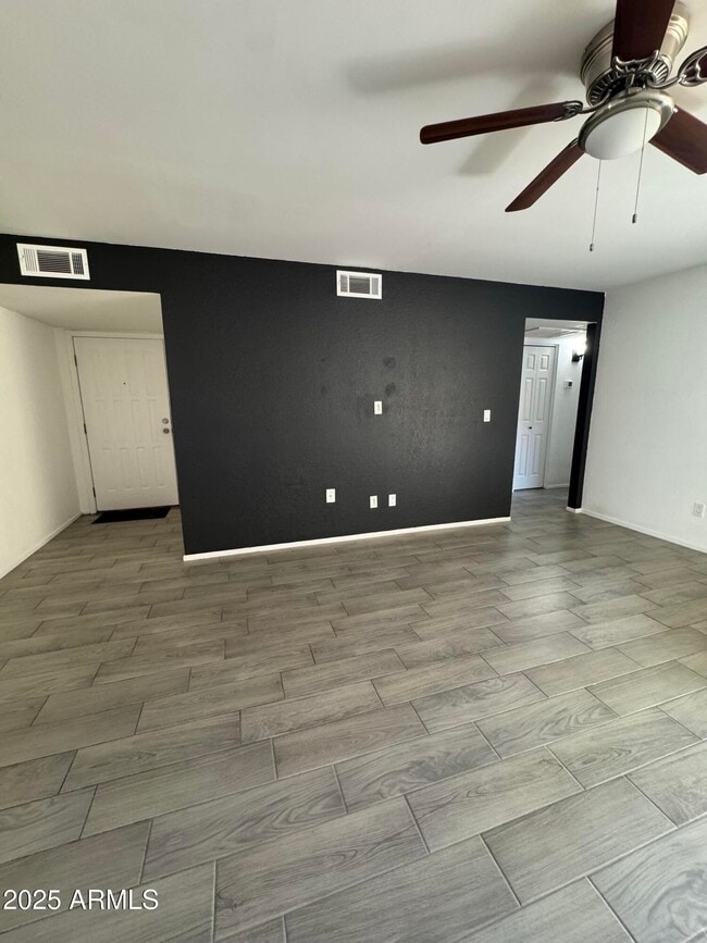 Building Photo - 2609 W Emile Zola Ave