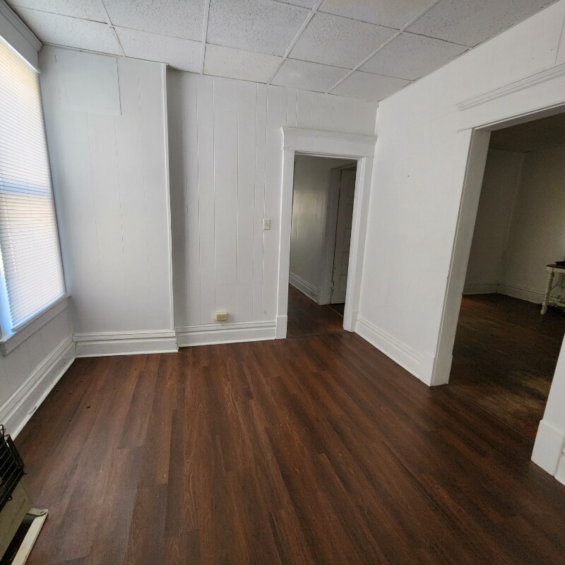 Building Photo - 1021 11th St