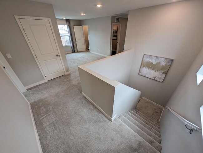 Building Photo - 10795 Gentle Crst Ave