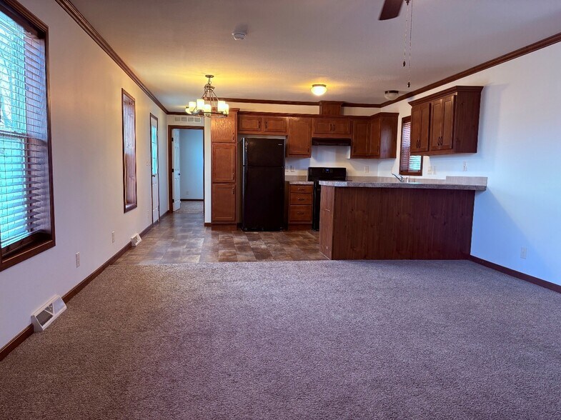 Building Photo - 305 Harvest Park Pkwy