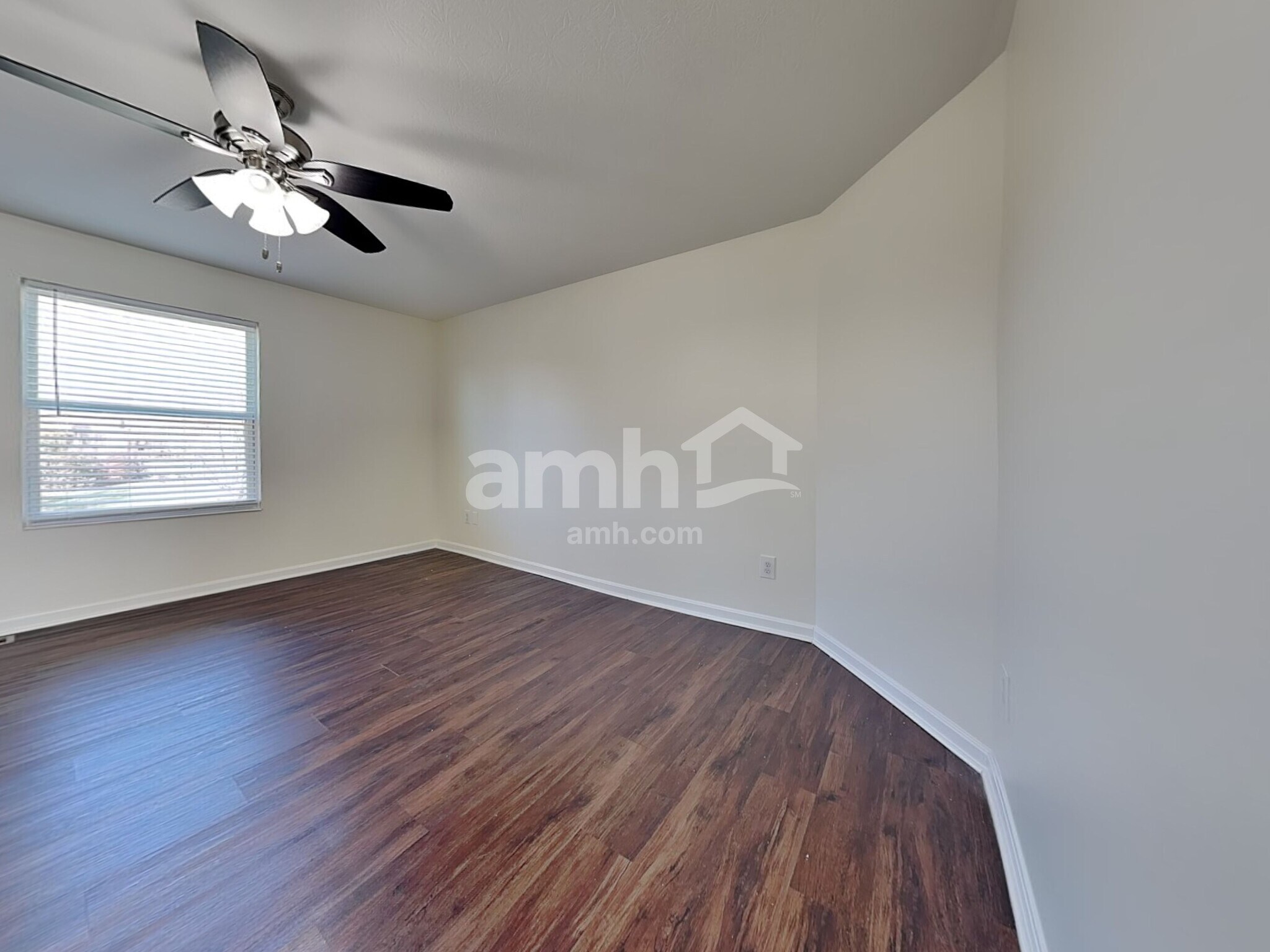 Building Photo - 10718 Anna Ln