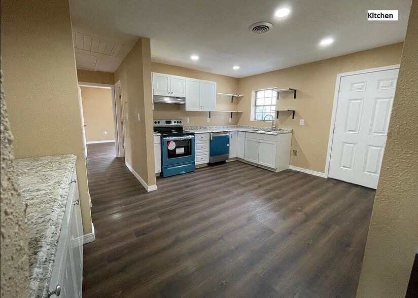 Building Photo - 114 Alabama St