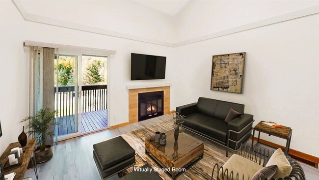 Building Photo - Long Term Rental- Mountainside Condos E339