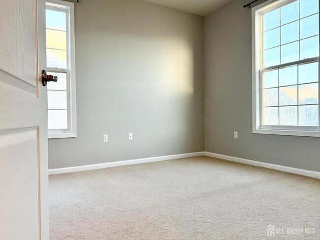 Building Photo - 2336 Edward Stec Blvd