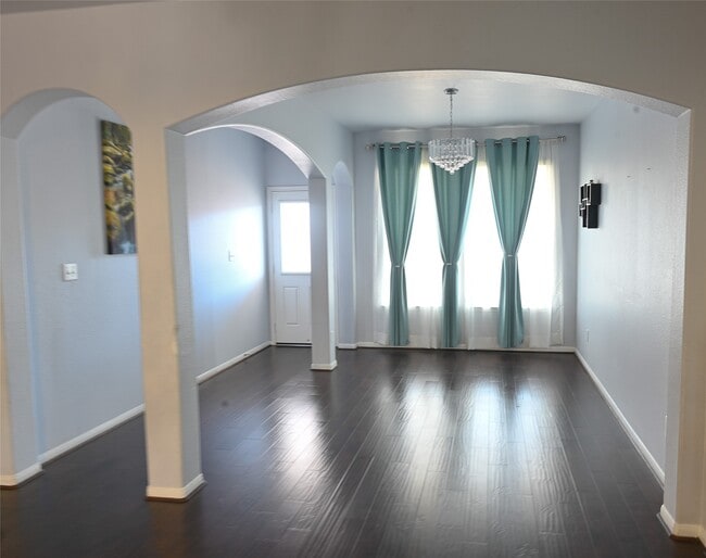 Building Photo - 5418 Gibralter Pl