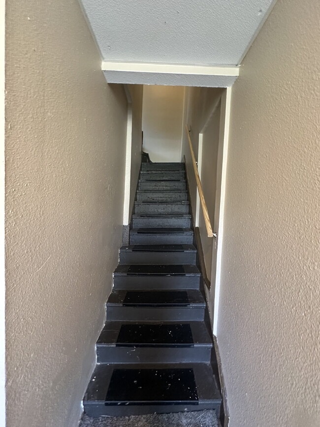 Building Photo - 316 Linn St