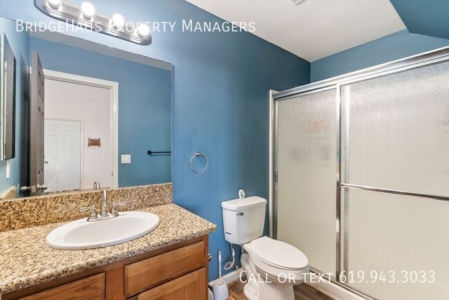 Building Photo - 832 Georgia St