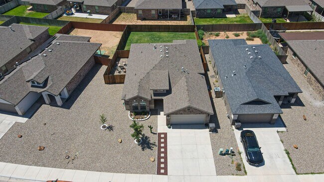 Building Photo - 2408 Outlaw Ct