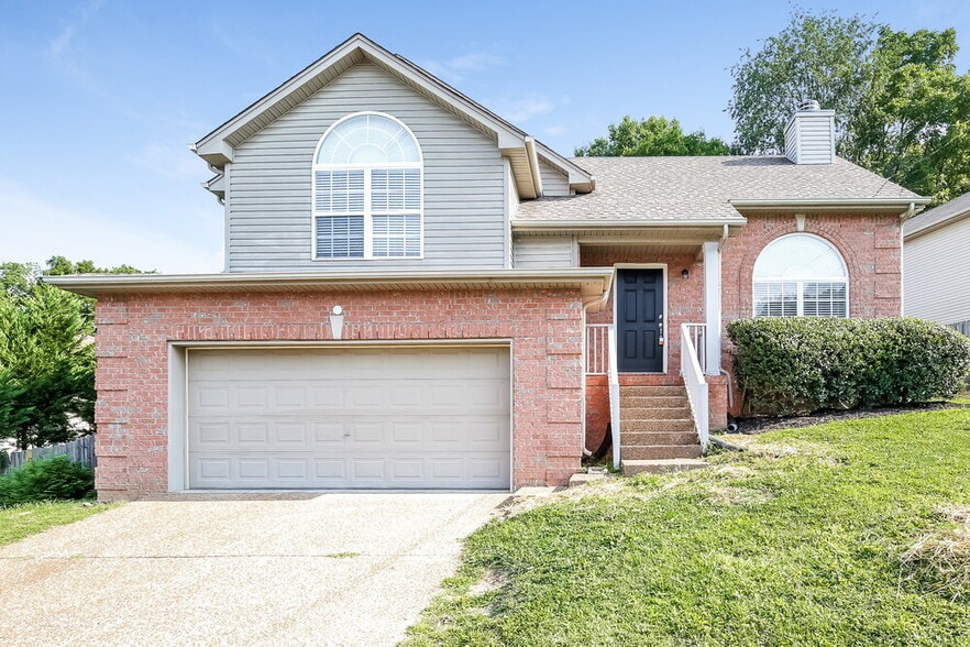 Primary Photo - 1513 Mt Mitchell Ct