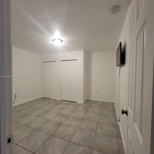 Building Photo - 315 NW 59th St