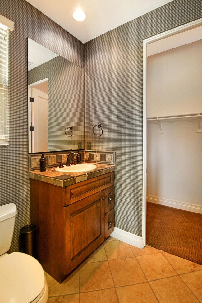 Building Photo - 81075 Giacomo Way