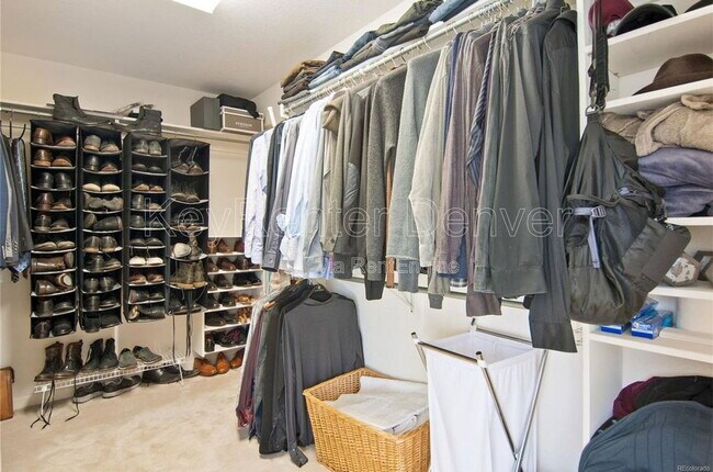 Building Photo - 9616 E Maplewood Cir