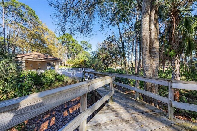 Building Photo - 4327 Longmeadow