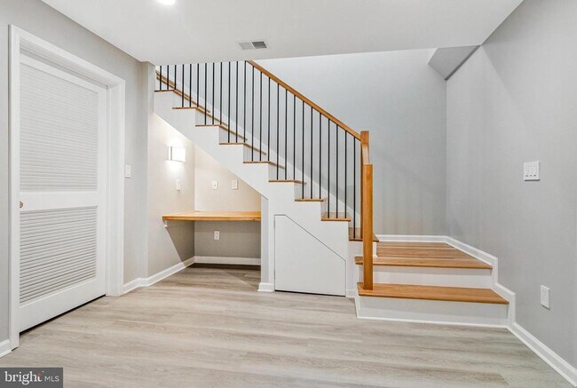 Building Photo - 301 Moncure Dr