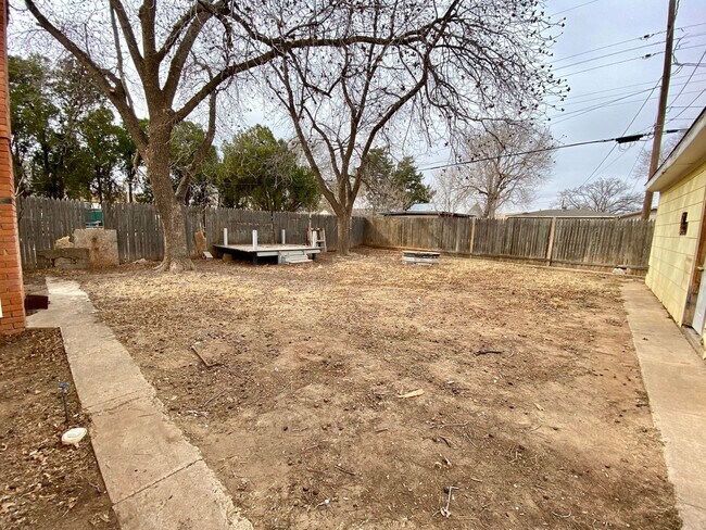 Building Photo - 2308 38th St