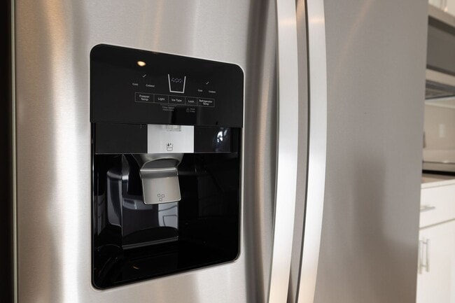 Building Photo - Modern One-Level Rancher South Spokane Valley Community - Elk Meadow Estate