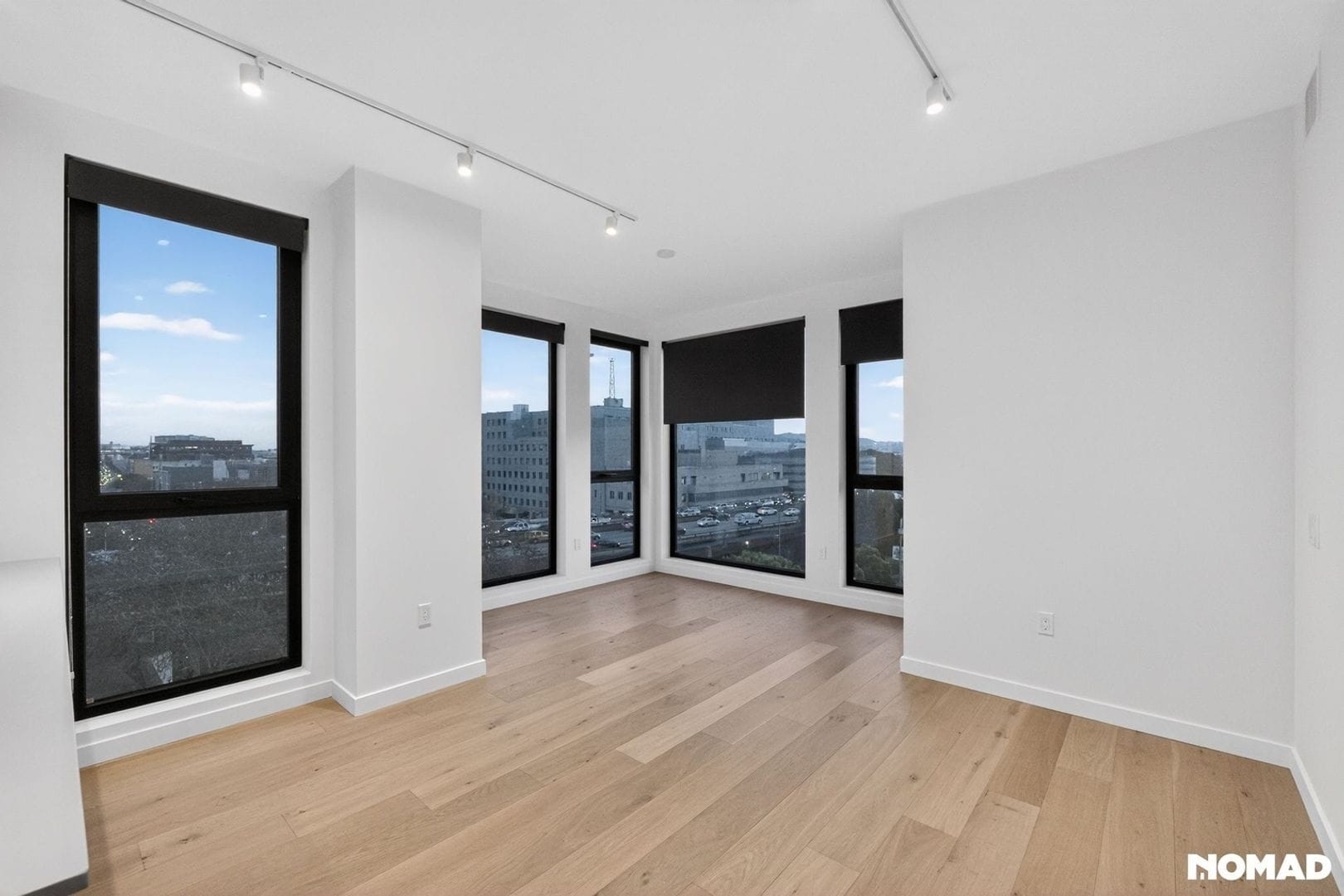 Building Photo - 395 6th St