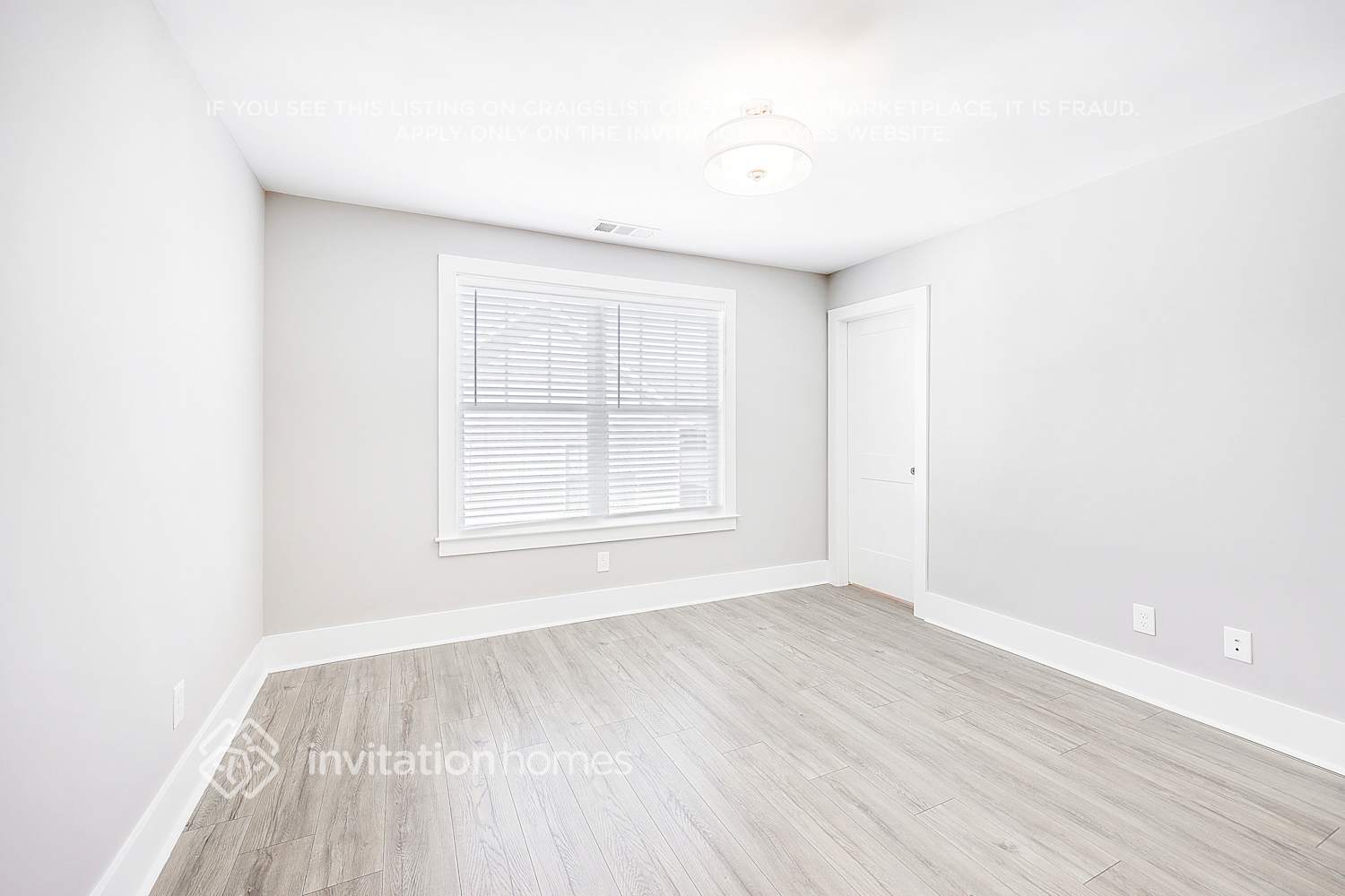 Building Photo - 647 Vernon Ave