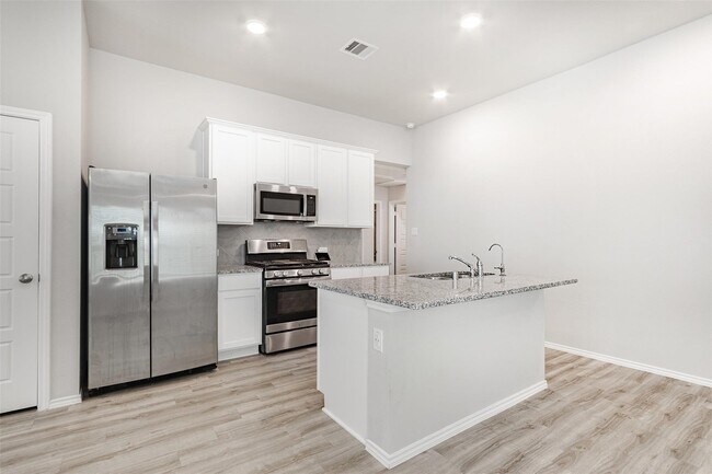 Building Photo - 445 Camas Creek Ln