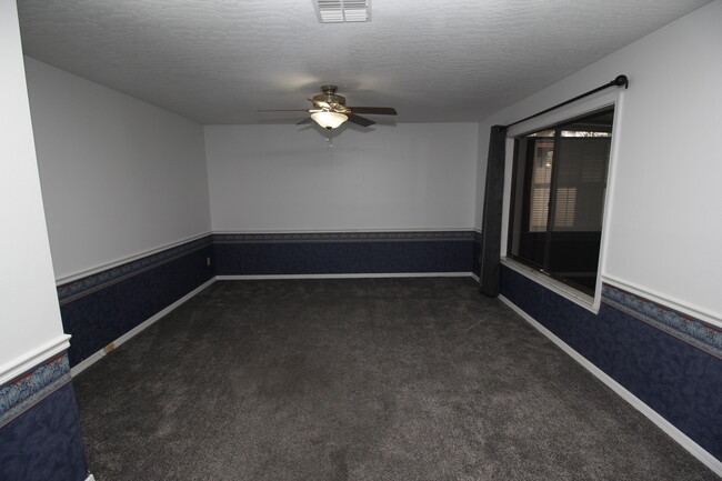 Building Photo - 652 Casa Grande Dr