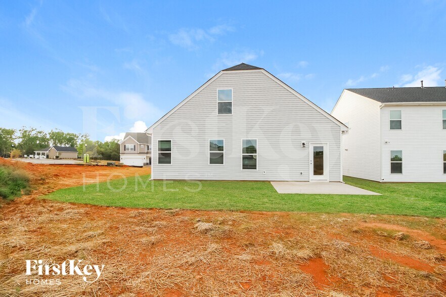 Building Photo - 423 Stonefence Dr