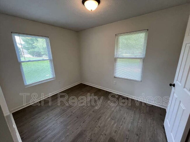 Building Photo - 4807 IN-39