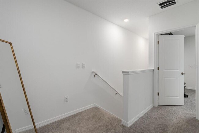 Building Photo - 11385 Crescent Deer Dr