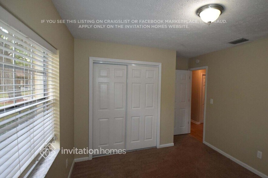 Building Photo - 2933 Forest Cir