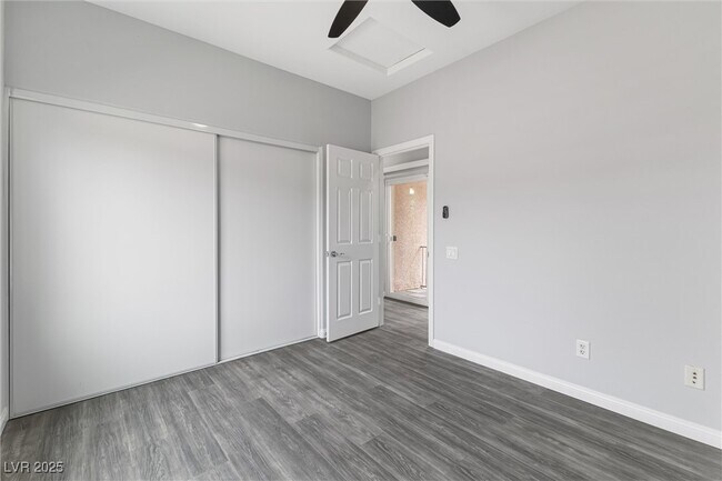 Building Photo - 2231 Desert Prairie St