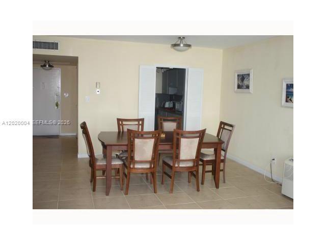 Building Photo - 5401 Collins Ave