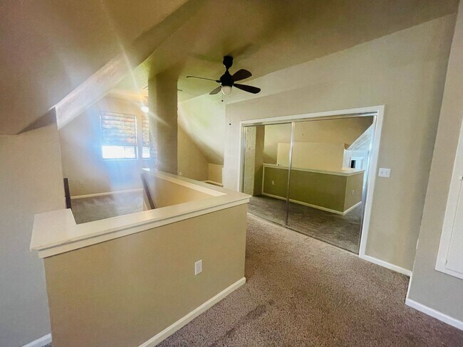 Building Photo - Gorgeous 3bed/2bath home in East Sac