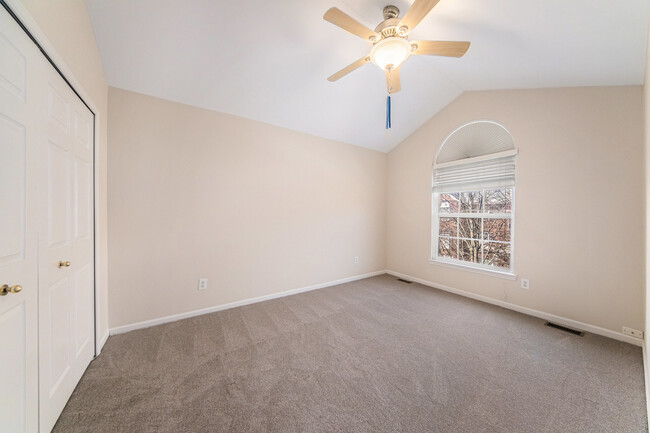 Building Photo - 3140 Promenade Cir