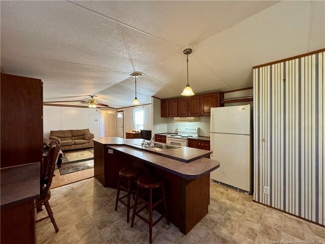 Building Photo - 5167 Jefferson St