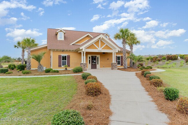 Building Photo - 2108 Stonecrest Dr NW