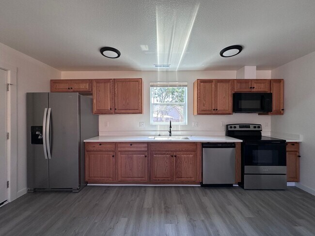 Building Photo - Brand New Construction 2 Bed 1 Bath Duplex!