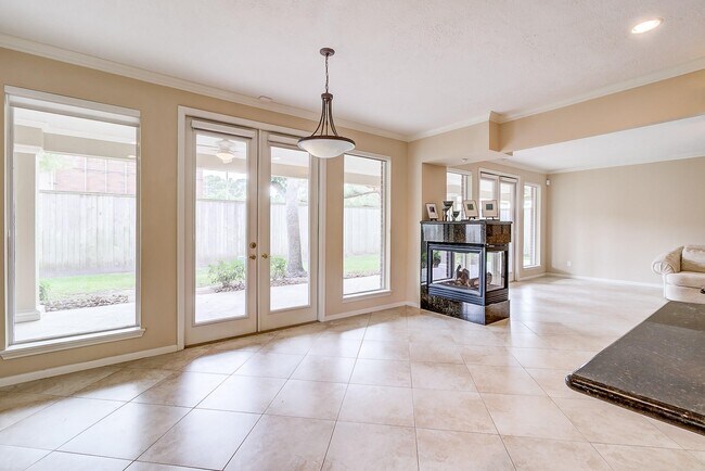 Building Photo - 17323 Jackson Pines Dr