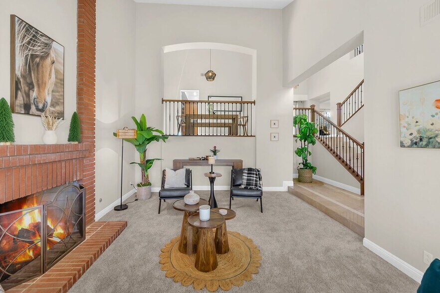 Building Photo - 25151 Via Playa