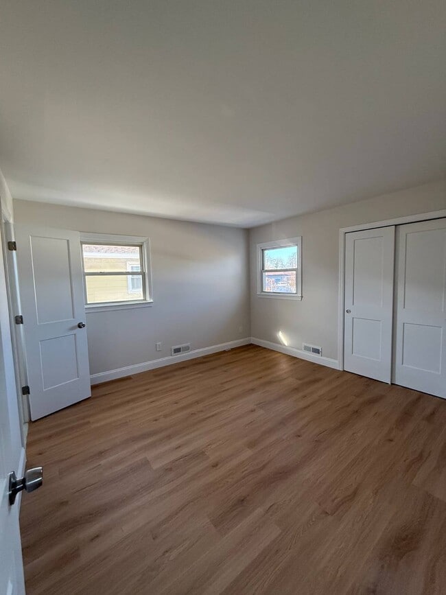 Building Photo - 274 Wilder Ave