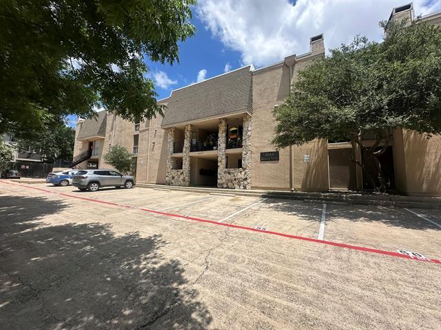Building Photo - 4044 Buena Vista St