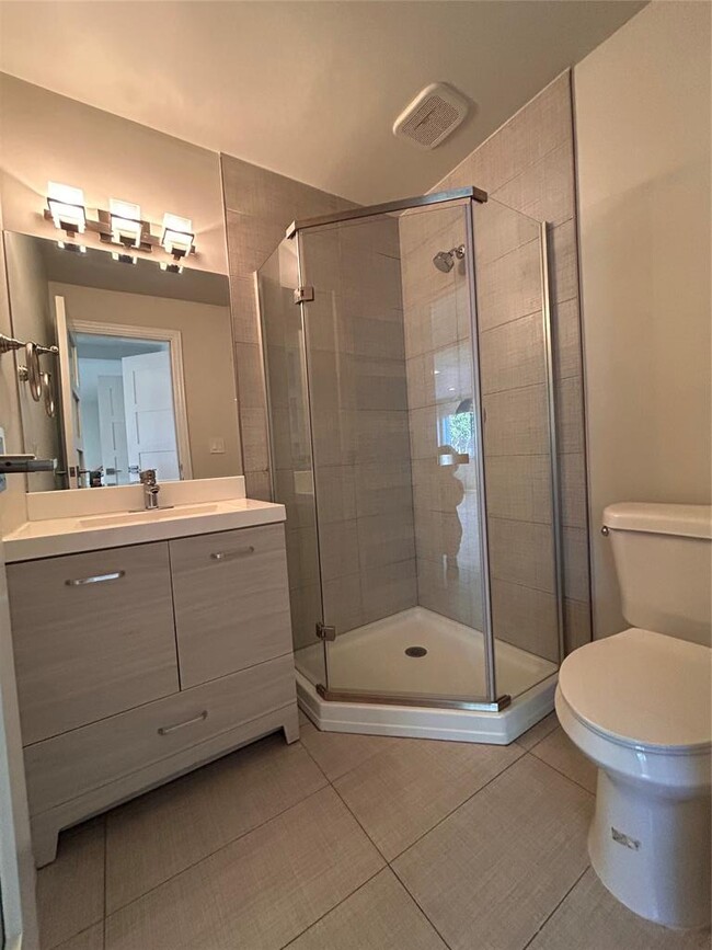 Building Photo - 8905 Tronewood Dr