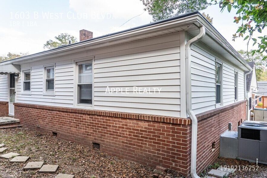Building Photo - 1603 W Club Blvd