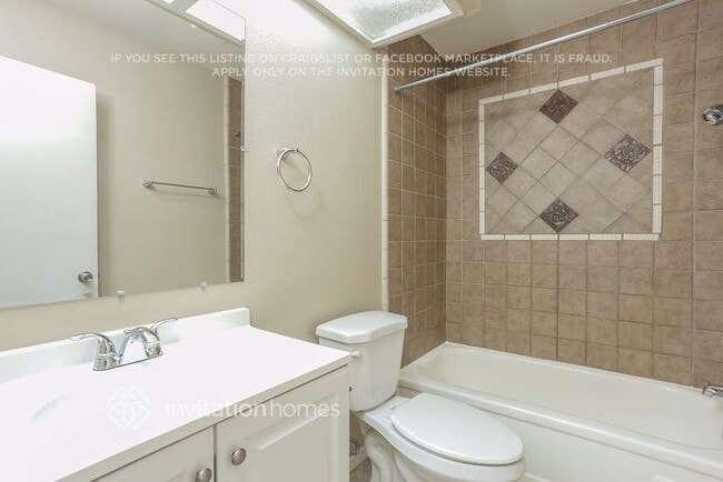 Building Photo - 11642 Queensborough St