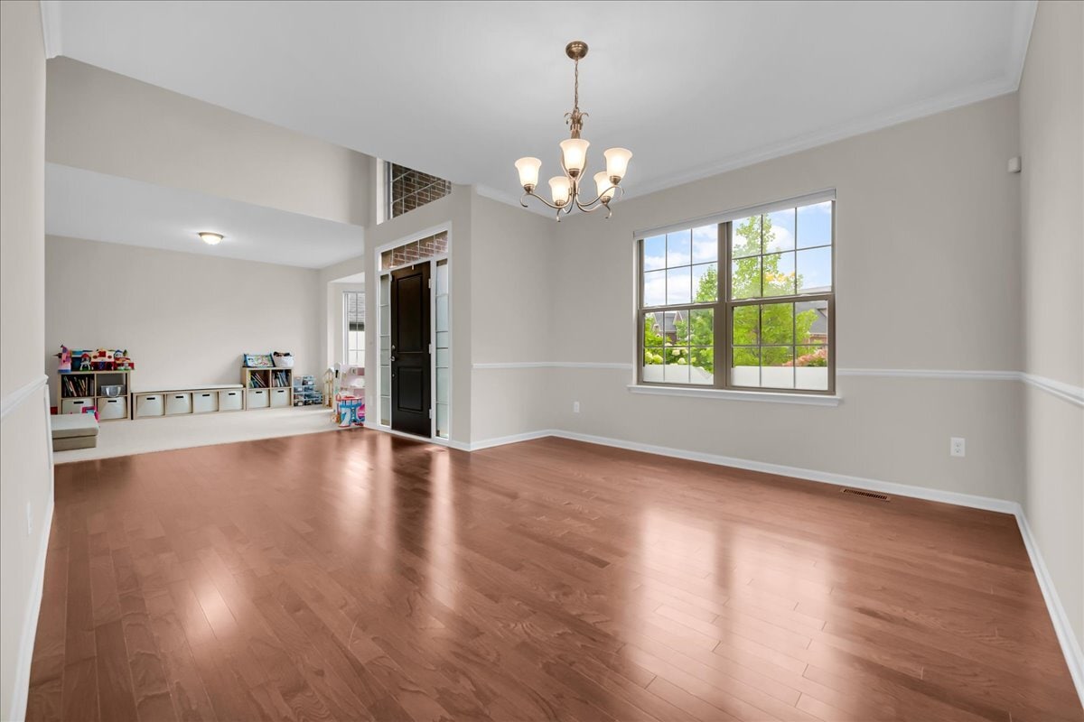 Building Photo - 41761 Steinbeck Gln