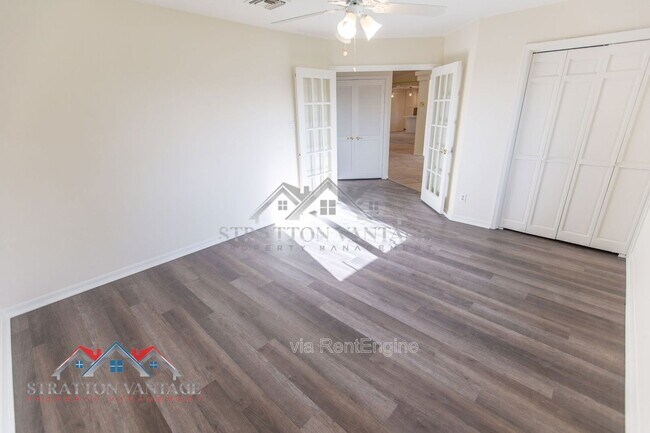 Building Photo - 4728 E Ron Rico Rd